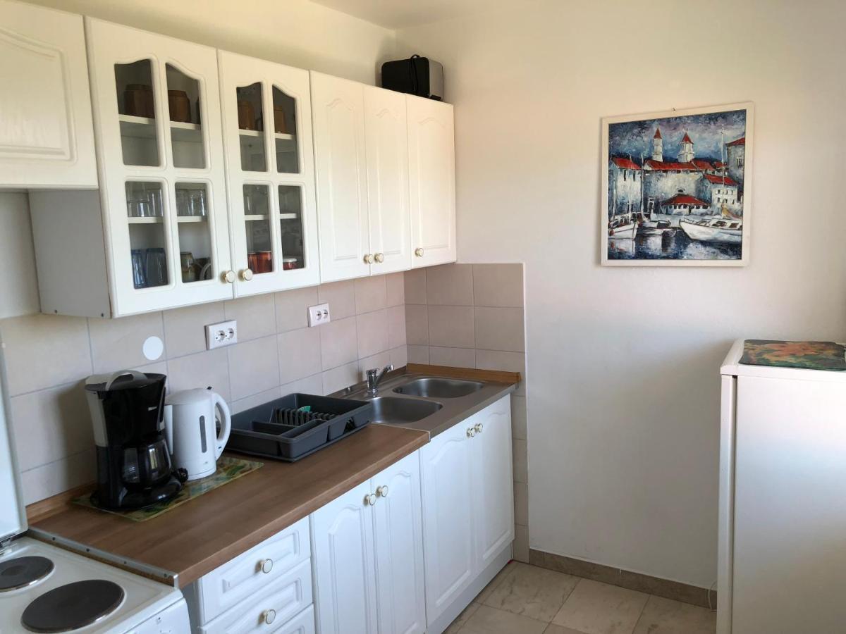 Apartmani Area Doma 特罗吉尔 外观 照片